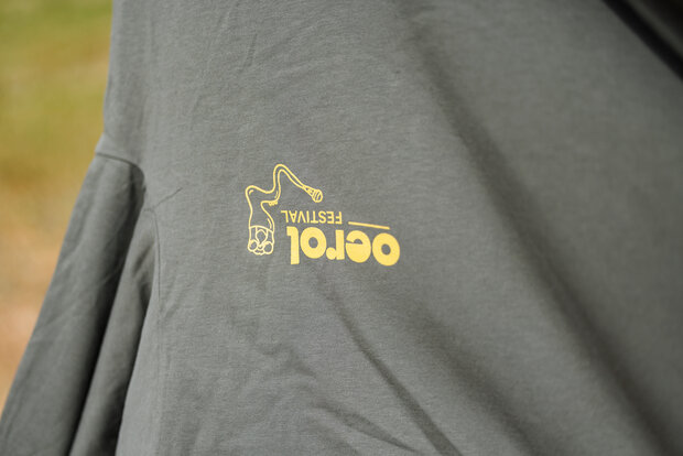 Longsleeve Khaki | Oerol 2025